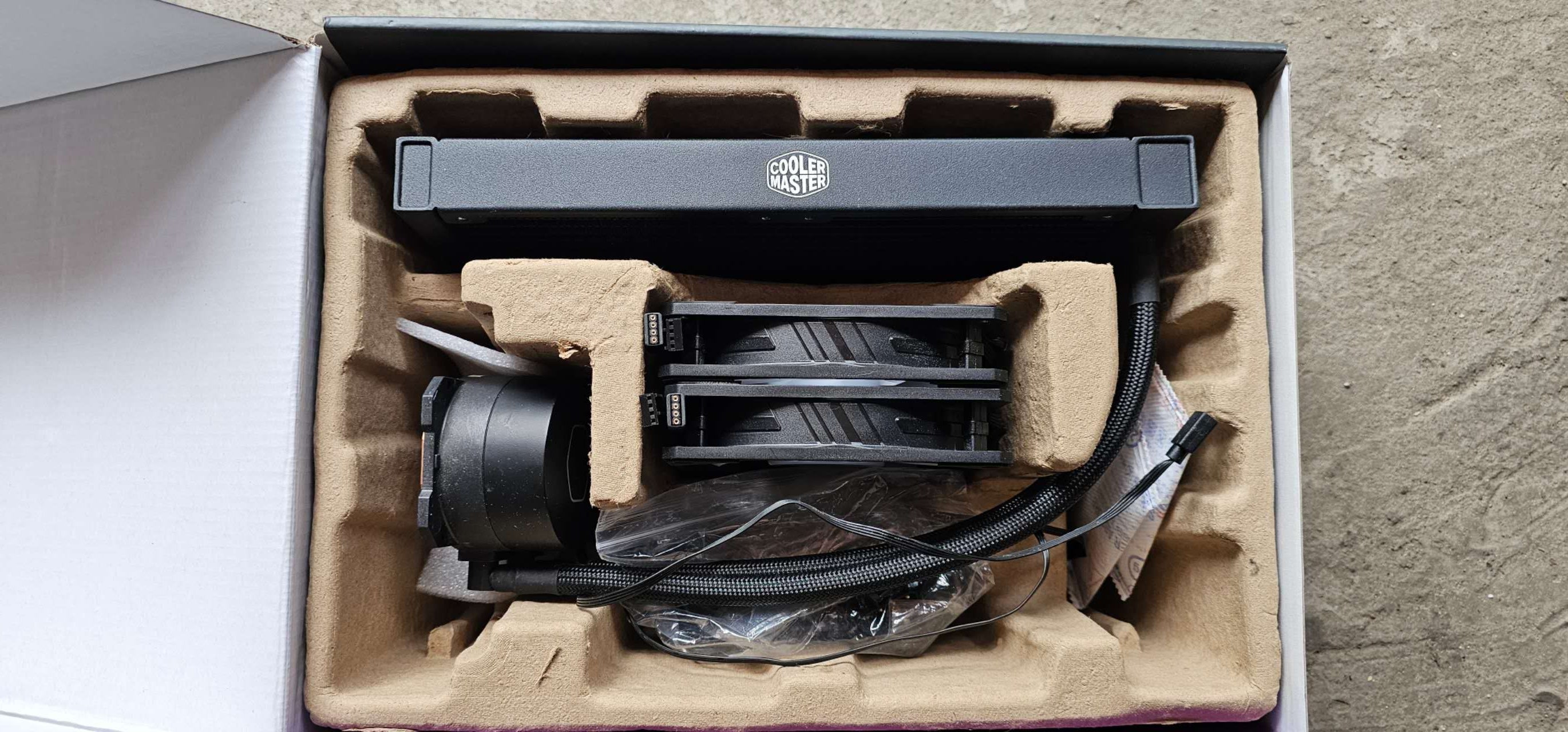 Cooler Master Masterliquid ML240L V2 RGB water cooling